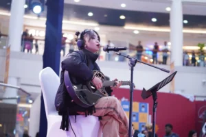 a artist singing in this Abu Dhabi events