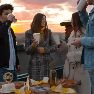 We give service in social events.